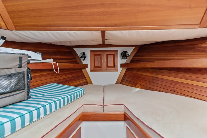 Slide: The Image of Able 44 1999 - 6010281