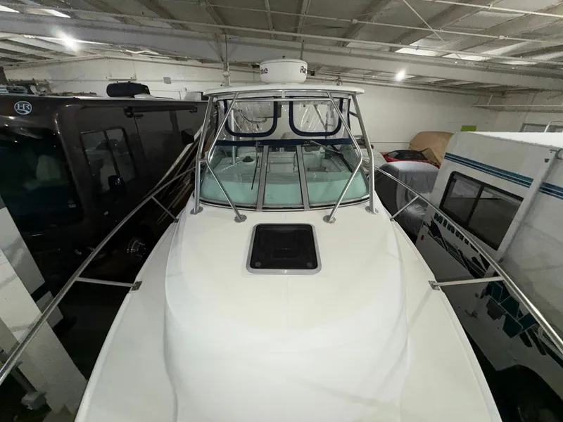 Slide: The Image of Boston Whaler 2600 Conquest 2001 - 6010406