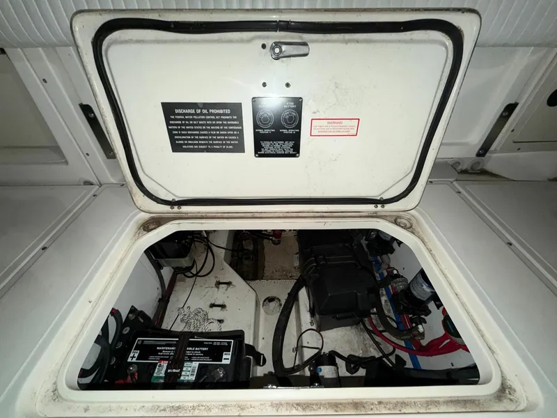 Slide: The Image of Boston Whaler 26 Conquest 2001 - 6010387