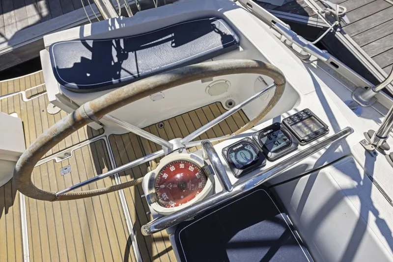 Slide: The Image of Jeanneau 52 2001 - 6010189