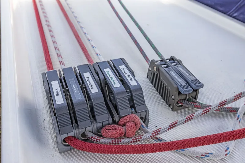 Slide: The Image of Jeanneau 52 2001 - 6010192