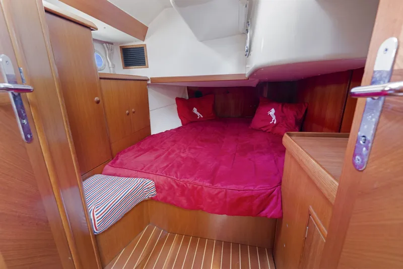 Slide: The Image of Jeanneau 52 2001 - 6010212