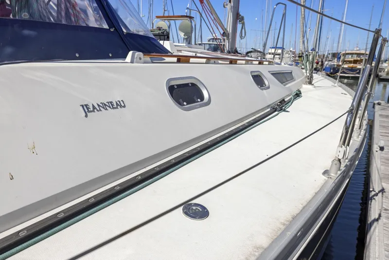 Slide: The Image of Jeanneau 52 2001 - 6010175