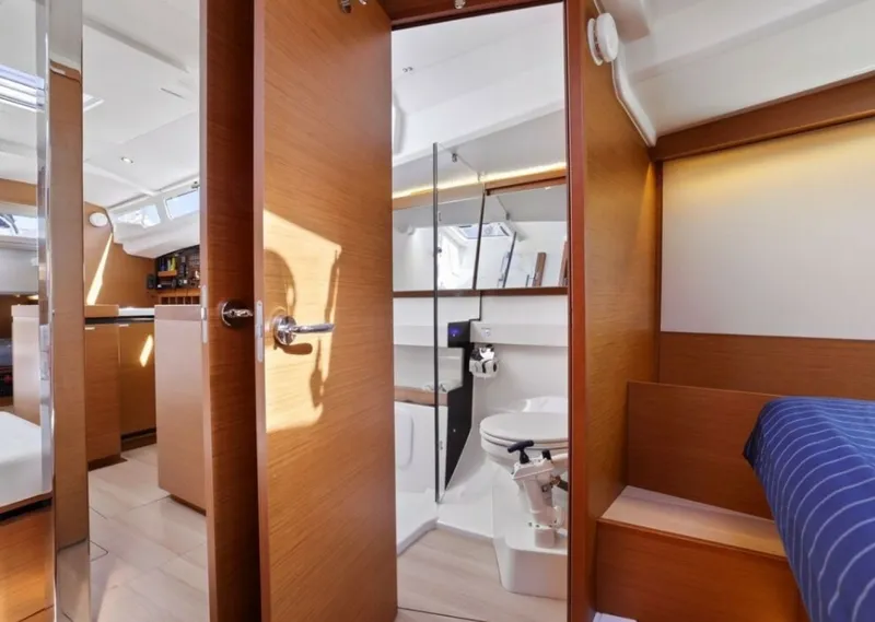 Slide: The Image of Jeanneau Sun Odyssey 440 2018 - 6010349