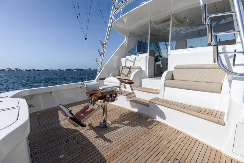 Slide: The Image of 2018 52 Viking Sport Tower Wild Eagle Cockpit (2) - 6027909