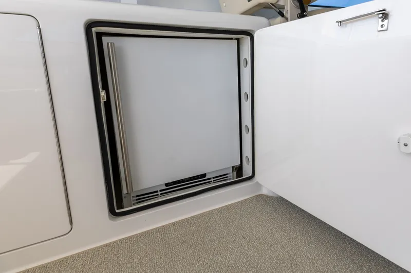 Slide: The Image of 2018 52 Viking Sport Tower Wild Eagle Helm Refrigerator - 6027907