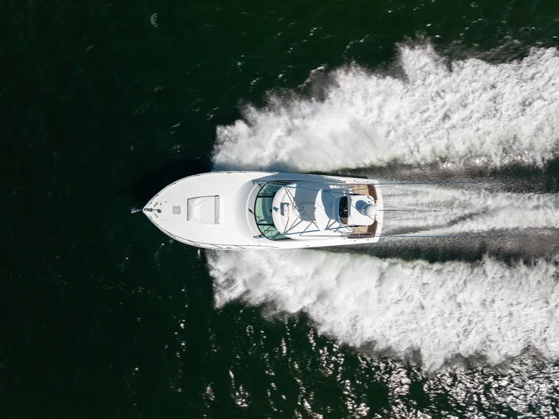 Slide: The Image of 2018 52 Viking Sport Tower Wild Eagle Running Profile (5) - 6027945