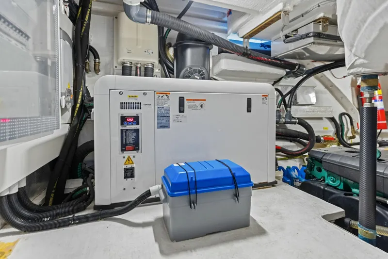 Slide: The Image of Azimut 55S 2015 - 6011451