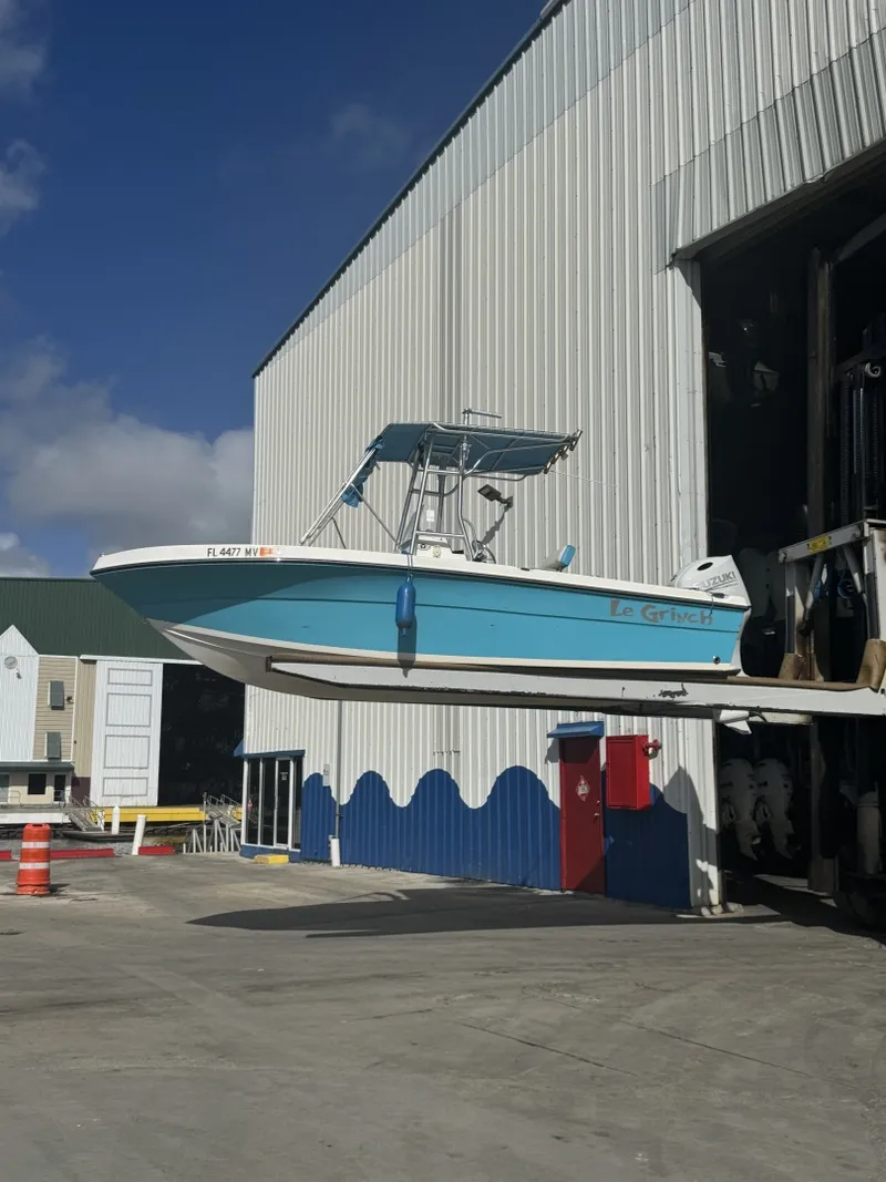 The Image of Angler 204 2005 - 6011712