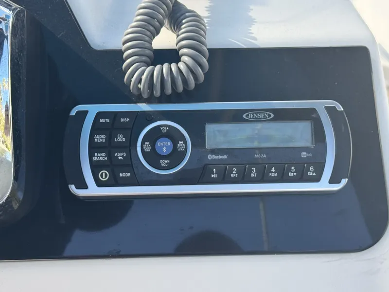 Slide: The Image of Angler 204 2005 - 6011704