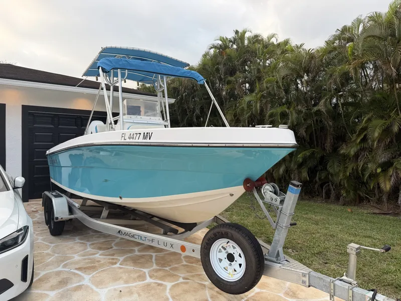 Slide: The Image of Angler 204 2005 - 6011706