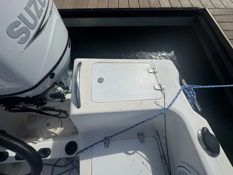 Slide: The Image of Angler 204 2005 - 6011696