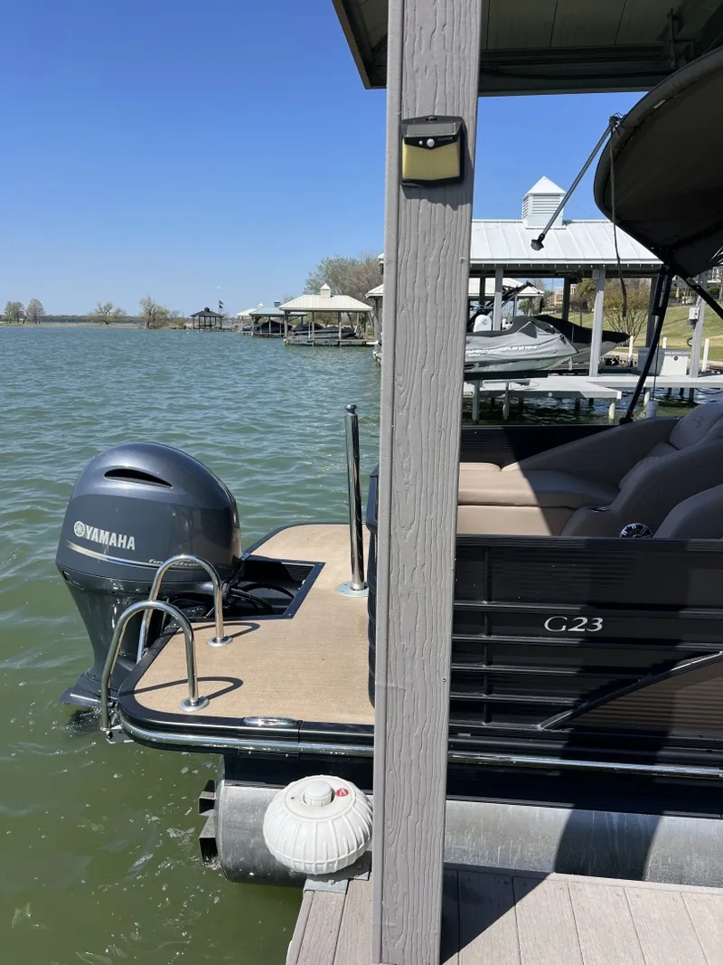 Slide: The Image of 11 Starboard Stern - 6011658