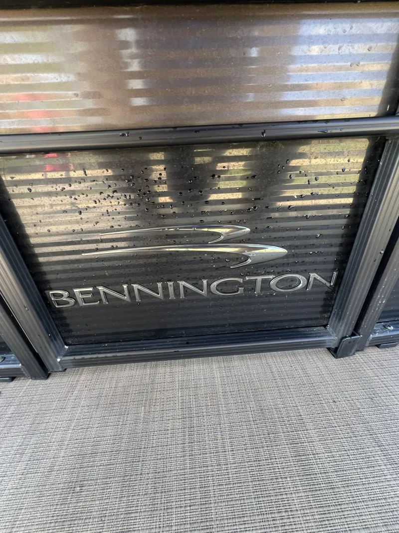 Slide: The Image of 14 Logo Starboard Side - 6011661