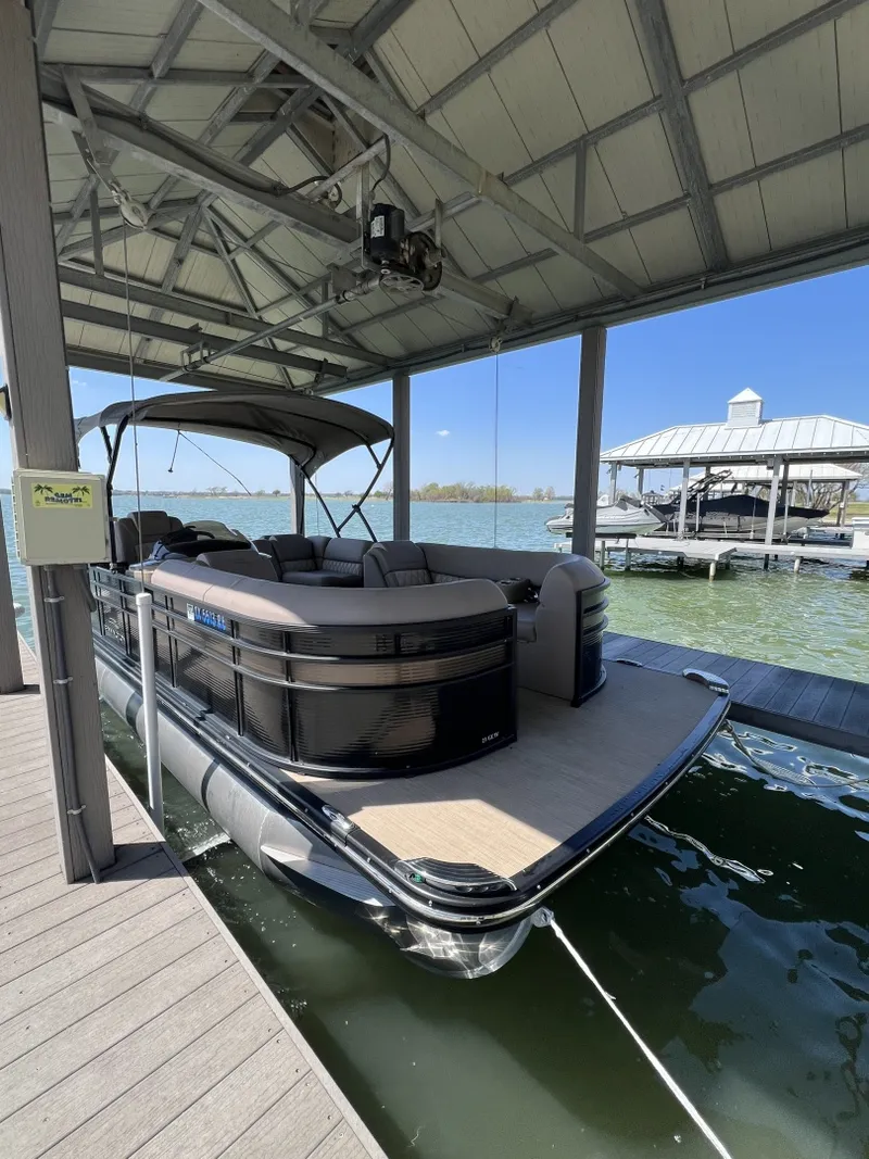 Slide: The Image of 4 Starboard Side - 6011651