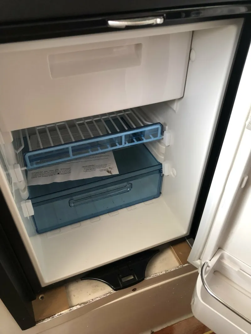 Slide: The Image of Nauset 27 1982 - 6052183