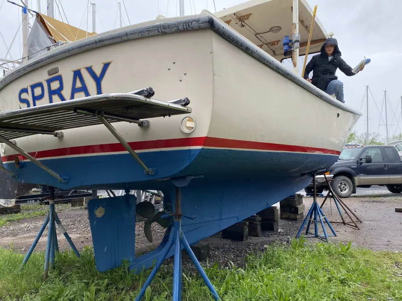 Slide: The Image of Nauset 27 1983 - 6011720