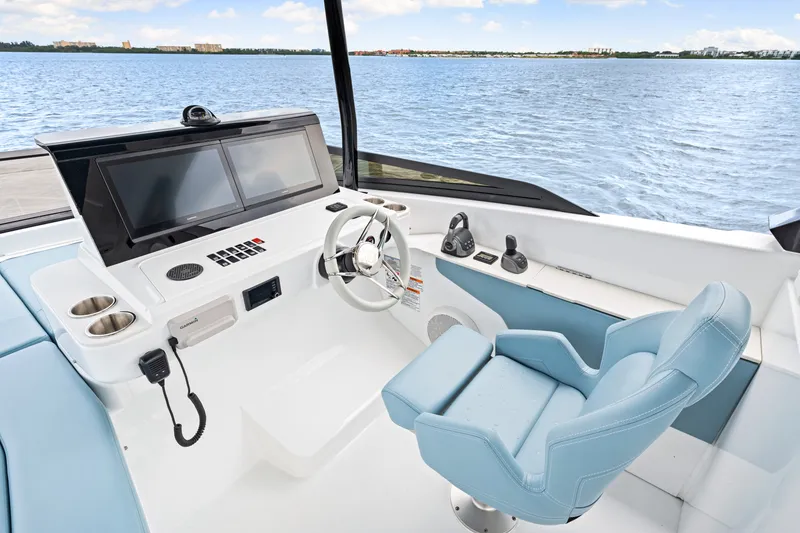 Slide: The Image of Cruisers 50 FLY 2026 - 7145842