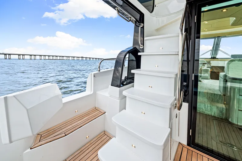 Slide: The Image of Cruisers 50 FLY 2026 - 7145836