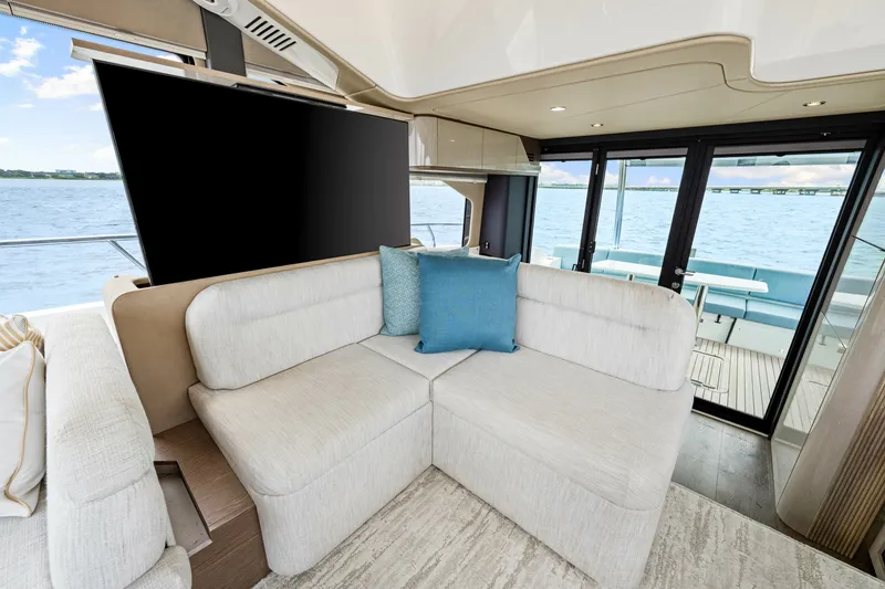 Slide: The Image of Cruisers 50 FLY 2026 - 7145859