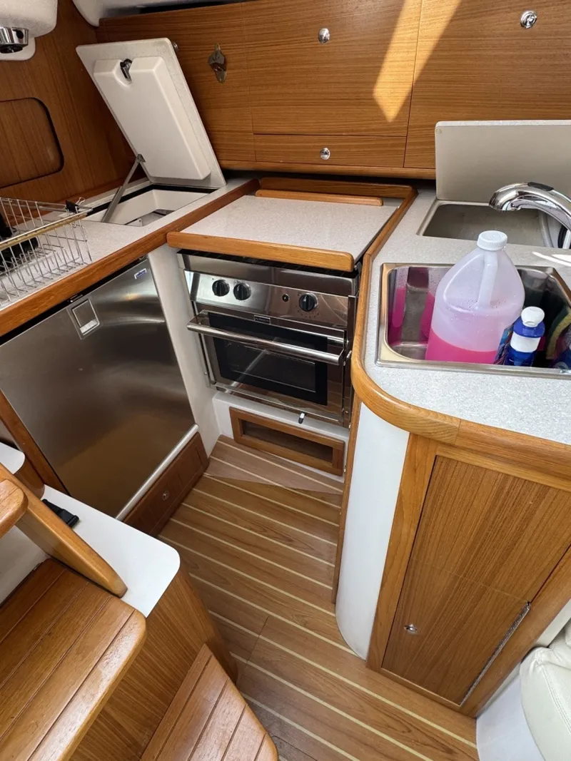 Slide: The Image of Catalina 315 2019 - 6045898