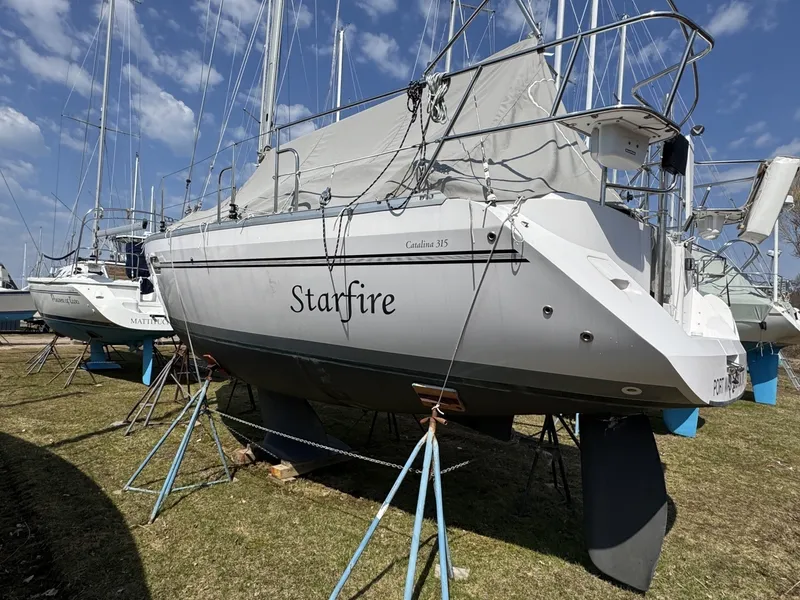 Slide: The Image of Catalina 315 2019 - 6012470