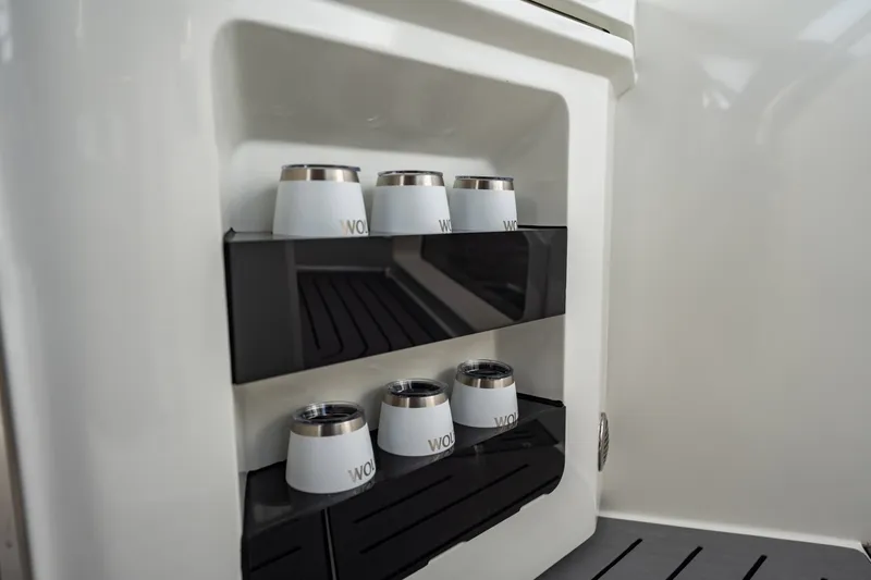 Slide: The Image of Galeon 32 2023 - 6012432