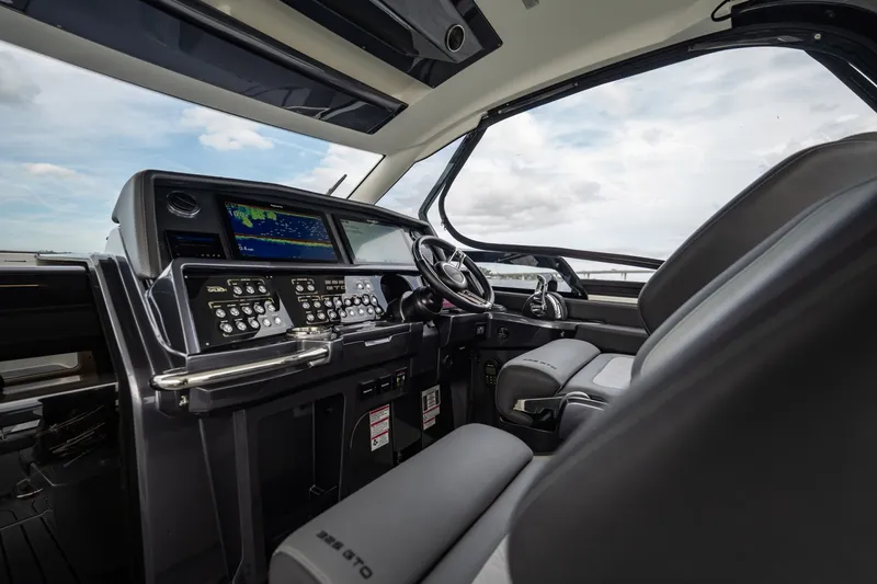 Slide: The Image of Galeon 32 2023 - 6012444