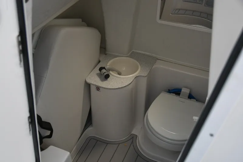 Slide: The Image of Sea Fox 268 Commander 2026 - 6019250