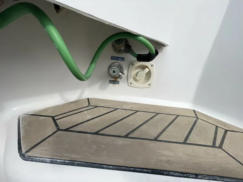 Slide: The Image of Luhrs 31 Open 2007 - 6012607