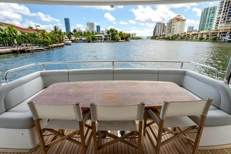 Slide: The Image of Sunseeker 95 Motor Yacht 2019 - 6015071