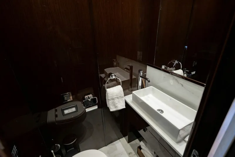 Slide: The Image of Sunseeker 95 Motor Yacht 2019 - 6015137