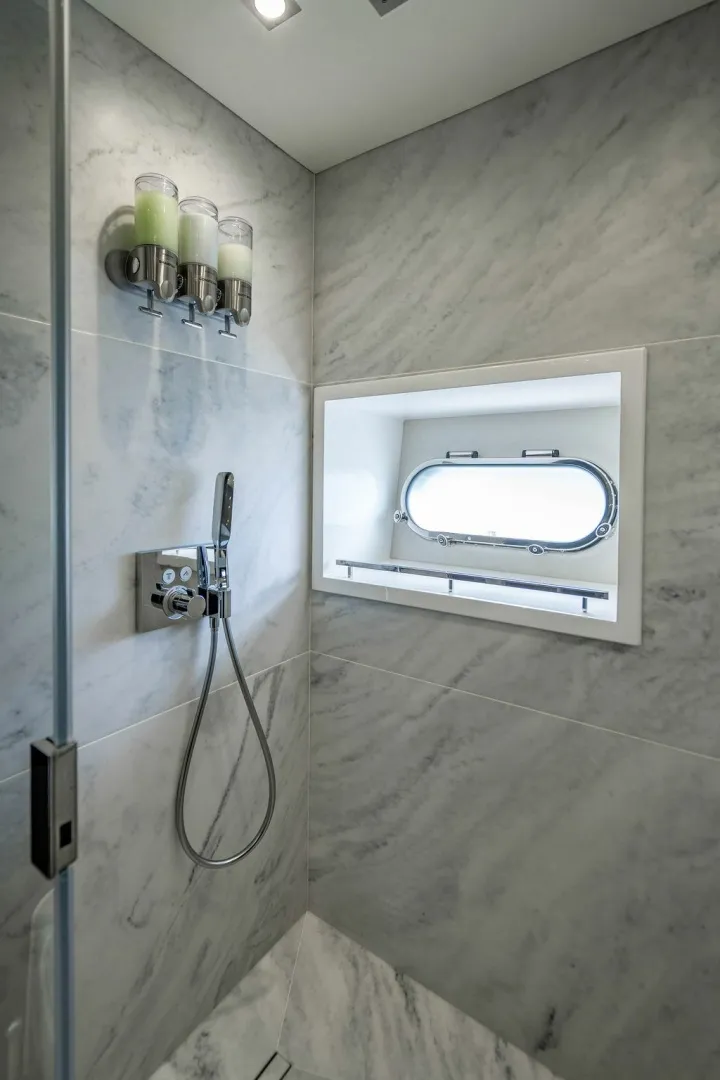 Slide: The Image of Sunseeker 95 Motor Yacht 2019 - 6015227