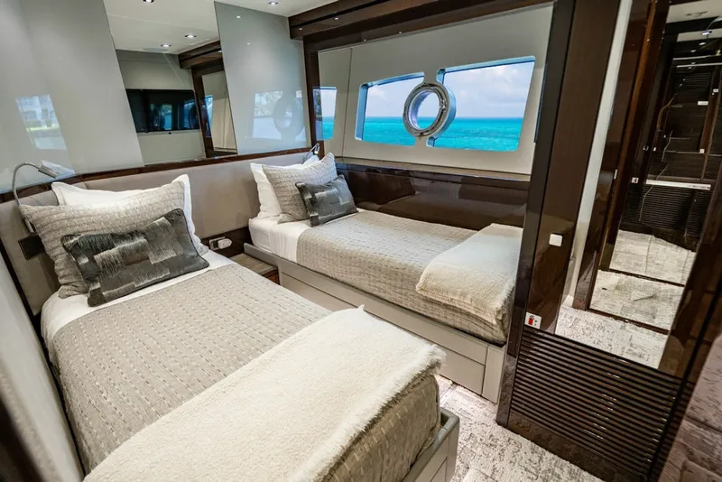 Slide: The Image of Sunseeker 95 Motor Yacht 2019 - 6015228