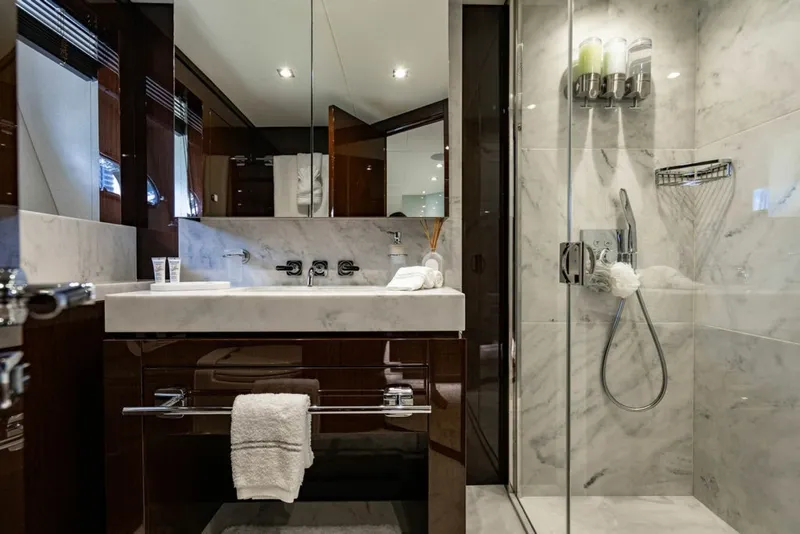 Slide: The Image of Sunseeker 95 Motor Yacht 2019 - 6015230