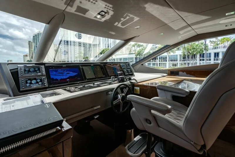 Slide: The Image of Sunseeker 95 Motor Yacht 2019 - 6015238