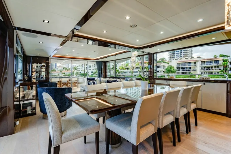 Slide: The Image of Sunseeker 95 Motor Yacht 2019 - 7649249