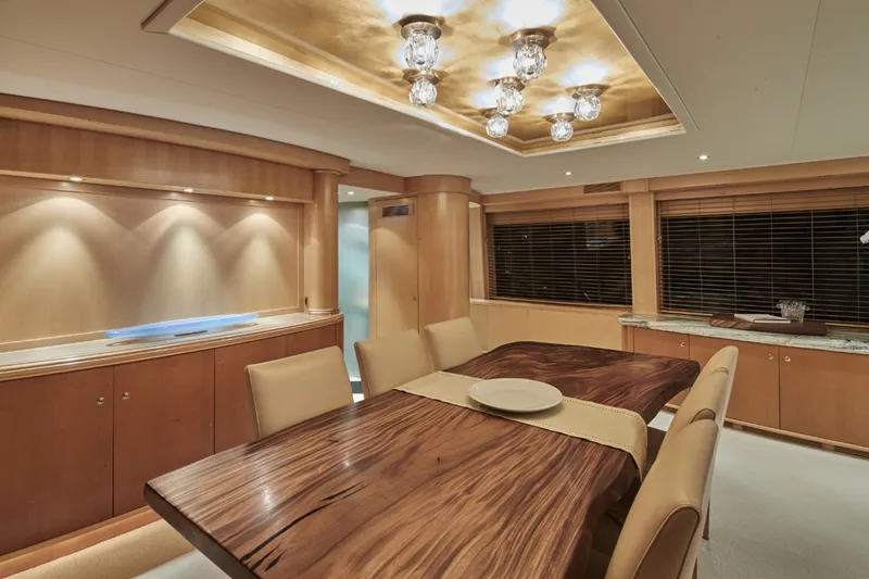 Slide: The Image of Crescent 127 2000 - 6019617