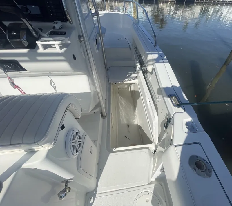 Slide: The Image of Glacier Bay 260 Canyon Runner 2005 - 6012844