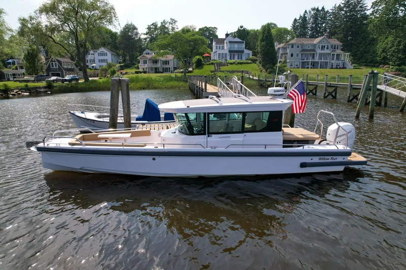 Slide: The Image of Axopar 28 Cabin 2021 - 6013101