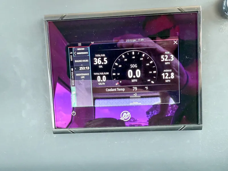 Slide: The Image of Axopar 28 Cabin 2021 - 6013125