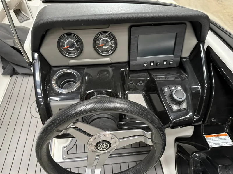 Slide: The Image of Yamaha 212 Limited S 2018 - 6013402