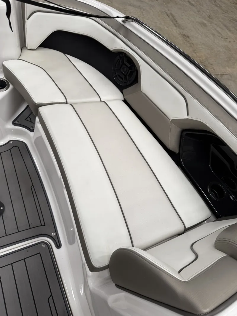 Slide: The Image of Yamaha 212 Limited S 2018 - 6013403