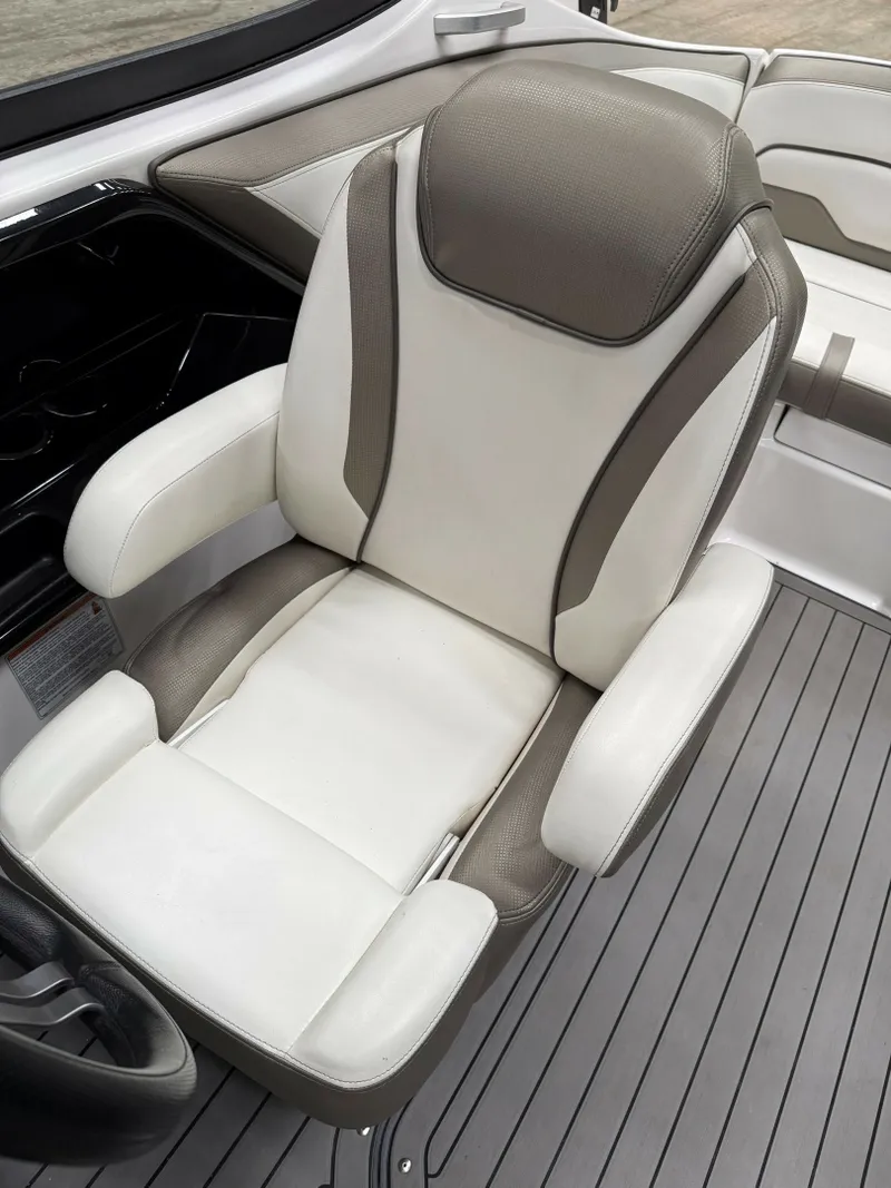 Slide: The Image of Yamaha 212 Limited S 2018 - 6013408