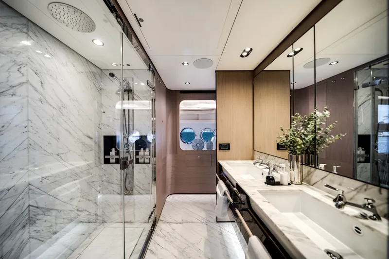 Slide: The Image of Azimut GRANDE 27M 2020 - 7269432