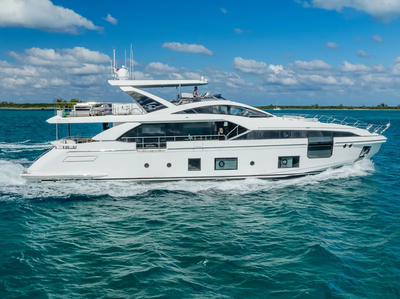 Slide: The Image of Azimut GRANDE 27M 2020 - 7269405