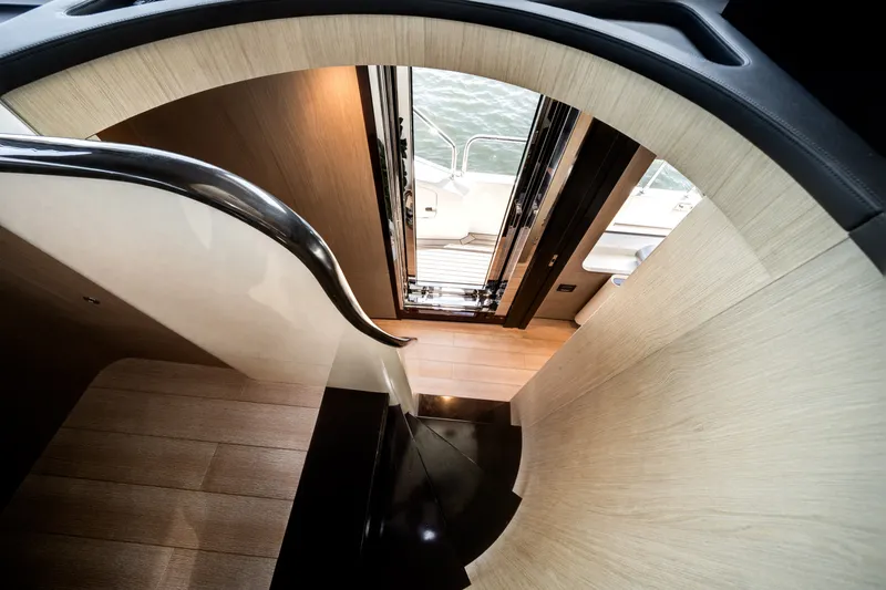 Slide: The Image of Azimut GRANDE 27M 2020 - 7269453