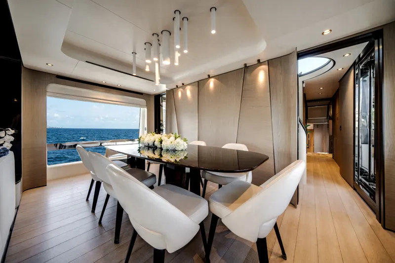 Slide: The Image of Azimut GRANDE 27M 2020 - 7269415