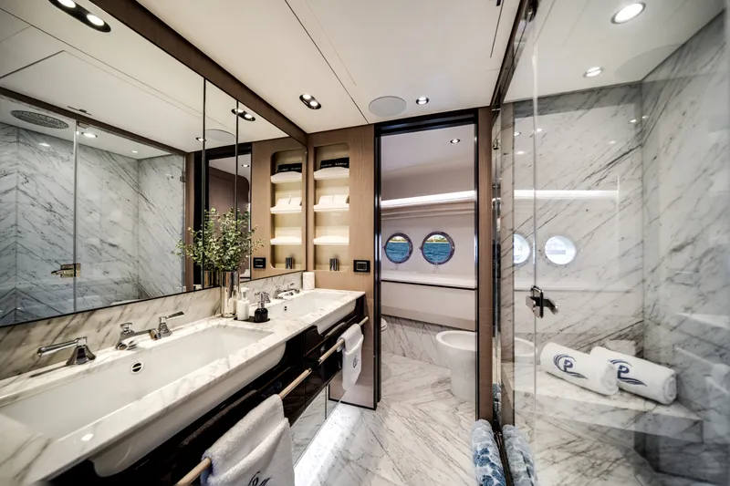 Slide: The Image of Azimut GRANDE 27M 2020 - 7269429