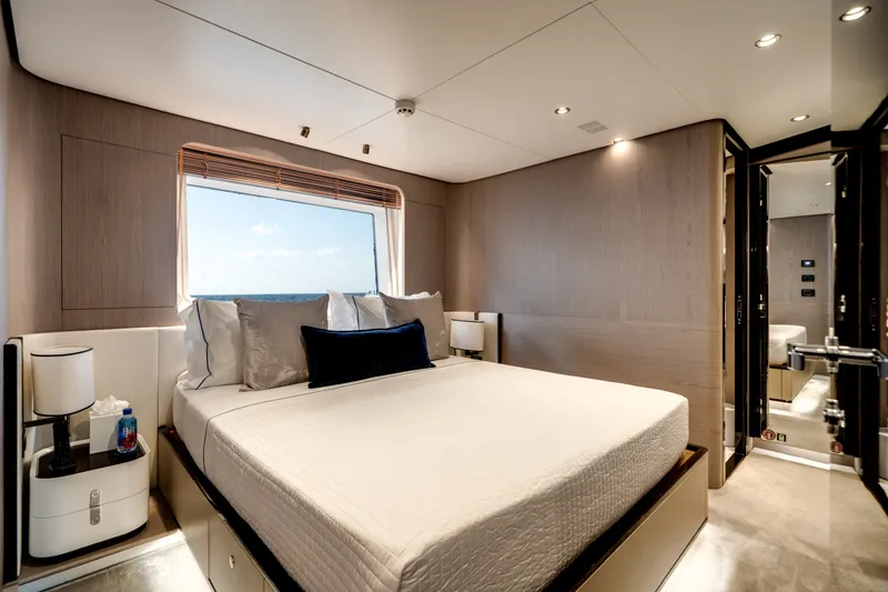 Slide: The Image of Azimut GRANDE 27M 2020 - 7269447